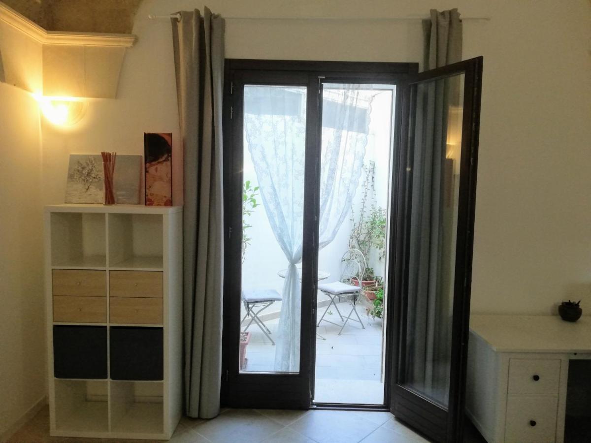 Mesagnesi 6 - Loft Centro Storico Sit Apartment Lecce Exterior foto
