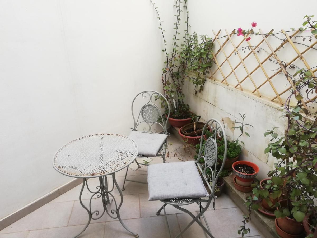 Mesagnesi 6 - Loft Centro Storico Sit Apartment Lecce Exterior foto
