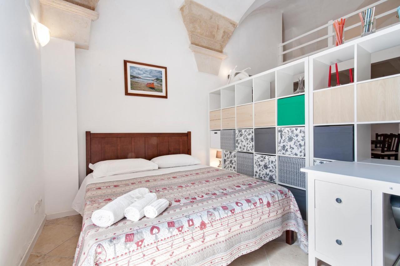 Mesagnesi 6 - Loft Centro Storico Sit Apartment Lecce Exterior foto