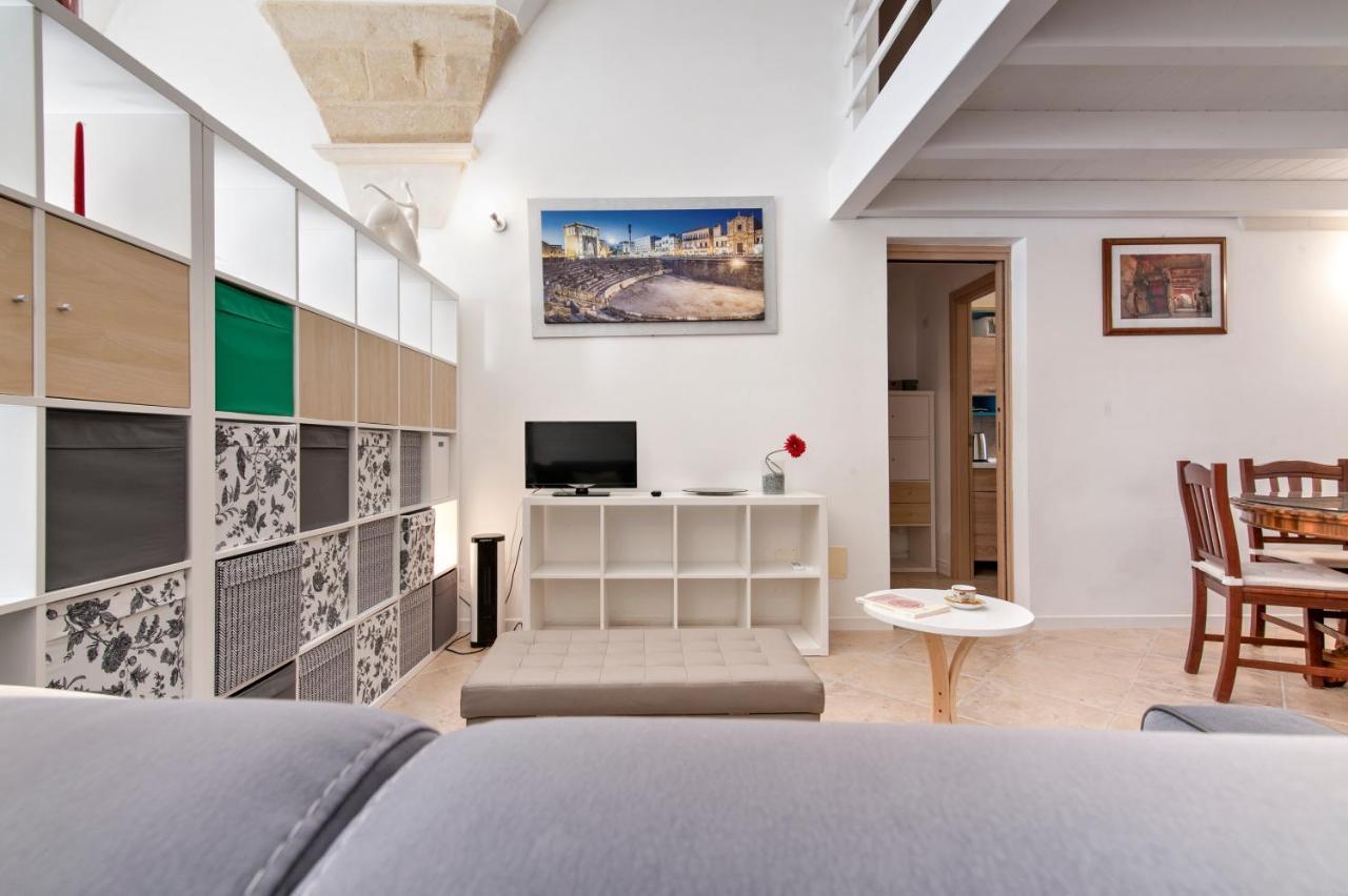 Mesagnesi 6 - Loft Centro Storico Sit Apartment Lecce Exterior foto